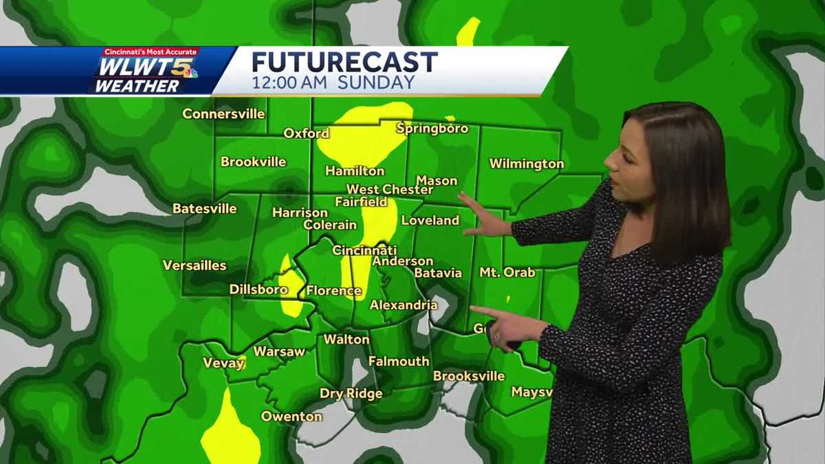 Showers move in after a dry, mild Saturday