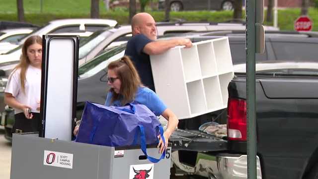 'We had to start a waiting list': UNO students move into dorms at full capacity - Vimarsana News