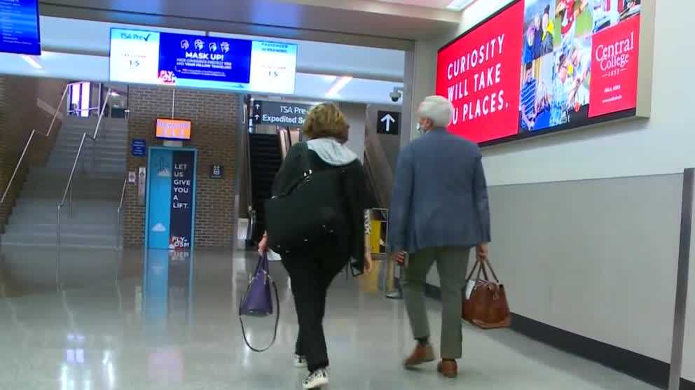 As holiday travels maximize, Iowans seem off on coronavirus problems As holiday travels maximize, Iowans seem off on coronavirus problems
