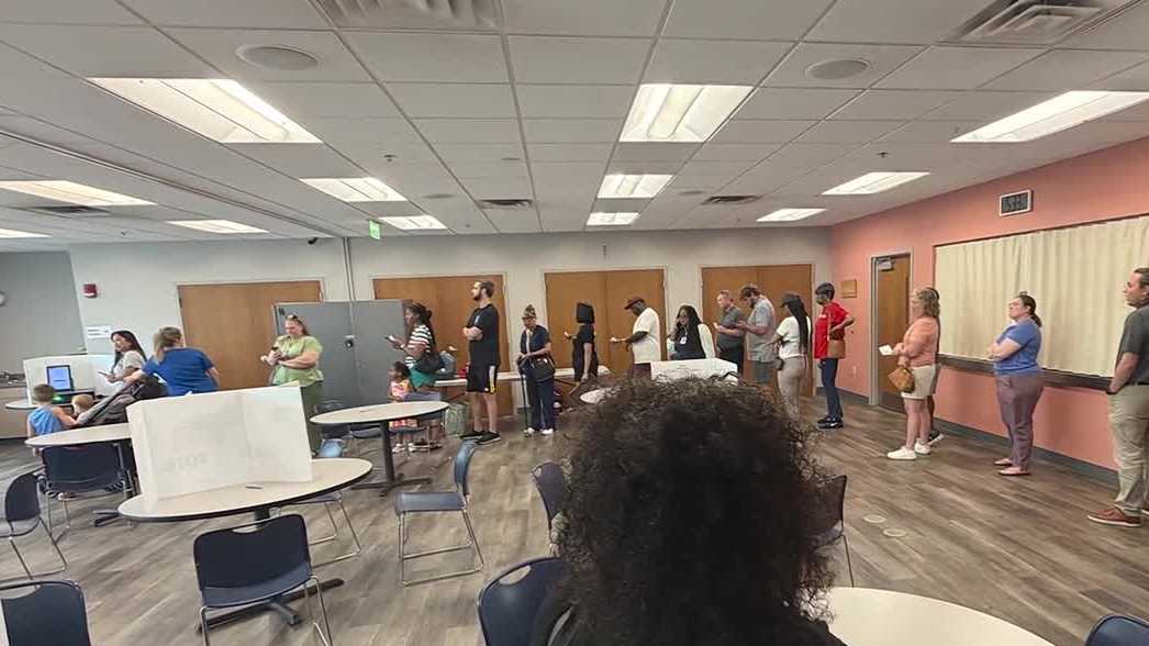 Jackson County reviewing ballot shortage after long lines at Lee's Summit polling places