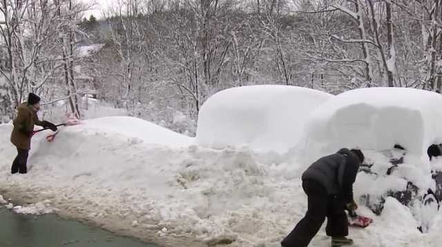 Residents of Monadnock Region in NH dig out from 3 feet of snow - Vimarsana News