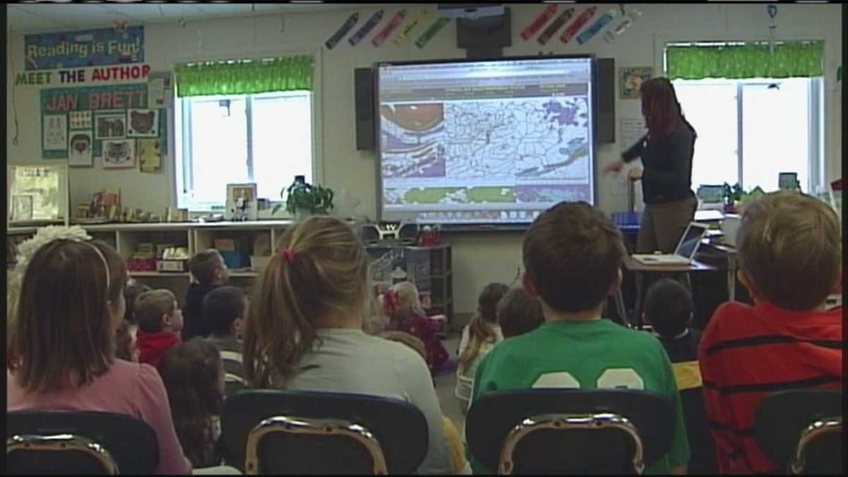 Meteorologist Mallory Brooke visits the Young School in Saco