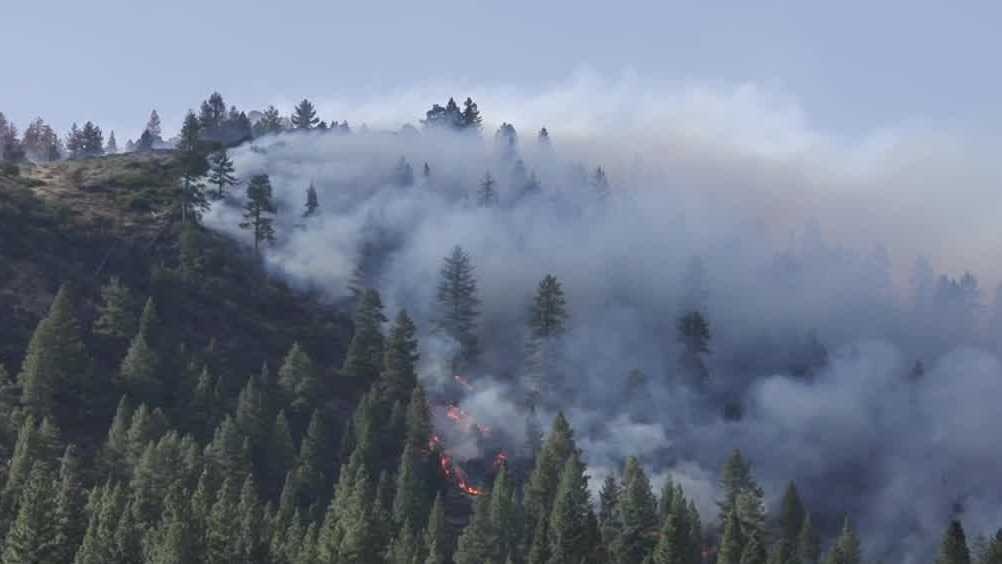 Floriston Fire: Evacuation orders and warnings issued, westbound Interstate 80 shut down