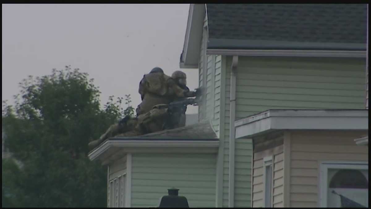 Latrobe standoff ends with suspect dead, trooper wounded