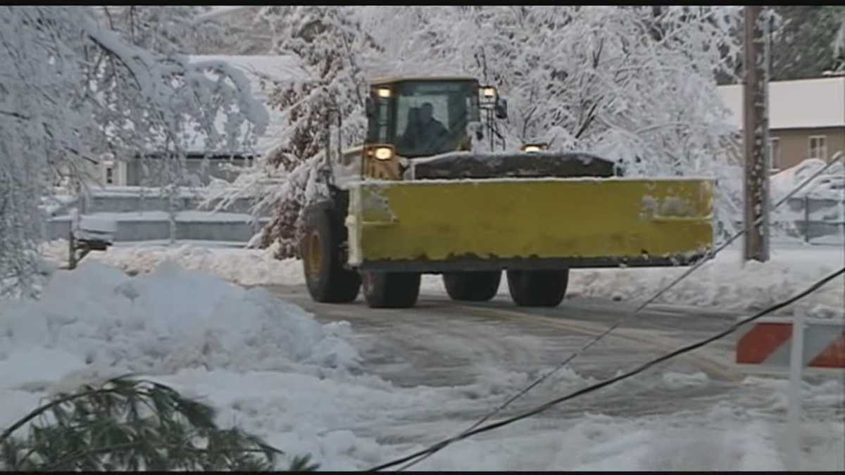 Crews, residents dig out after powerful storm
