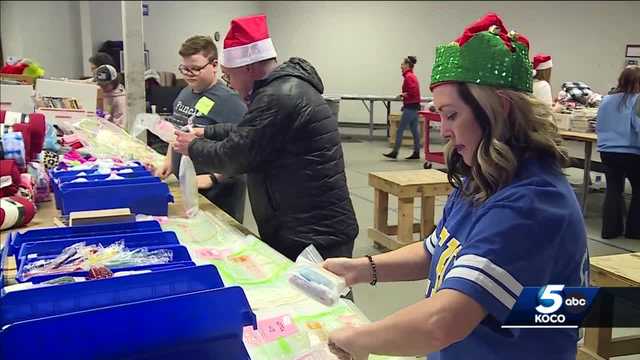 Oklahoma charter school packs gifts for students facing homelessness - Vimarsana News