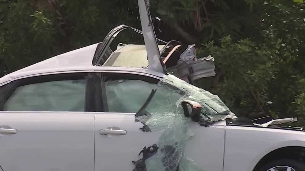 Train vs. car crash kills 1 male in Palm Beach Gardens