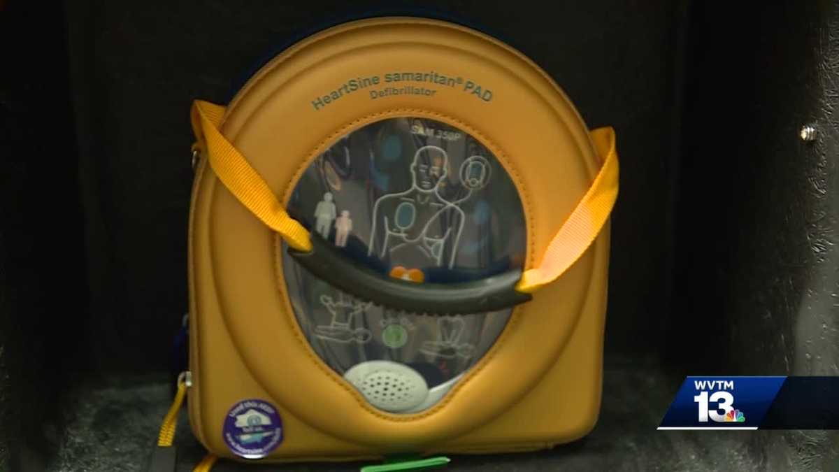 A Good Samaritan Uses An Aed To Help Save Mans Life