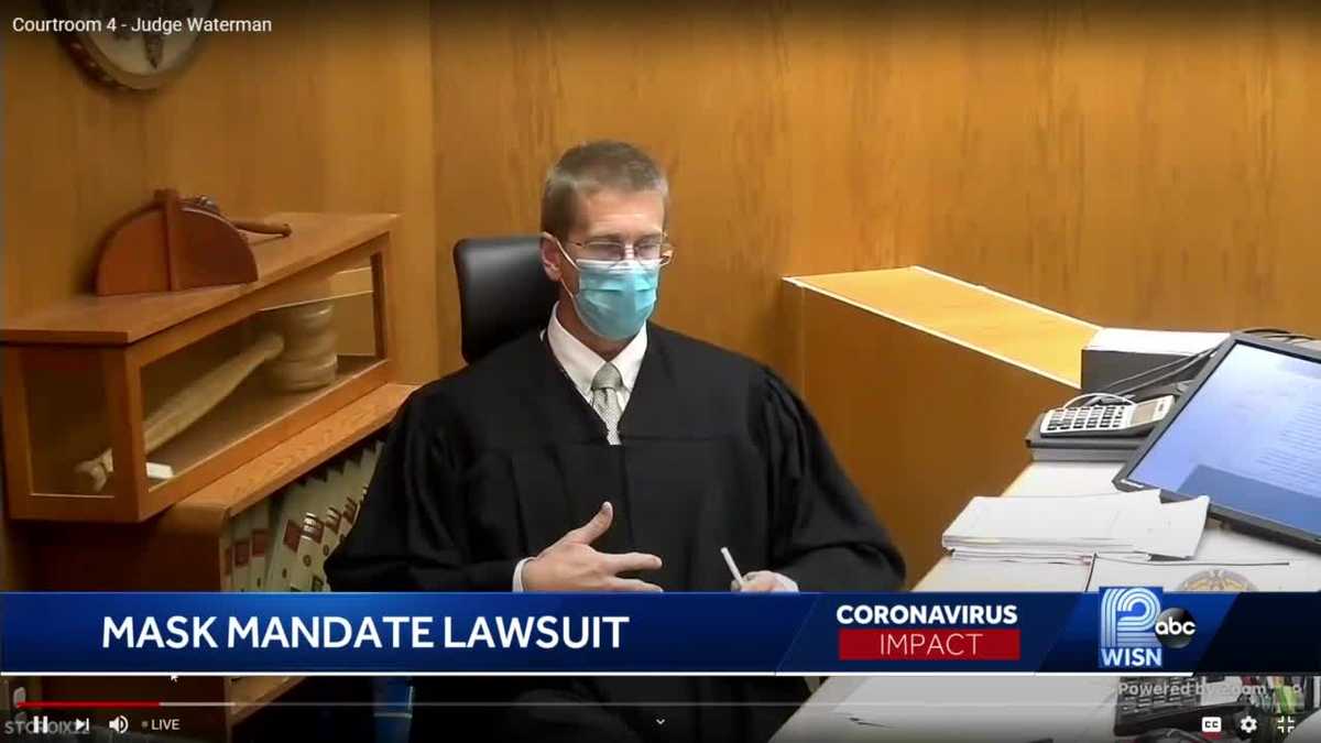 Coronavirus: Wisconsin judge considers face mask mandate