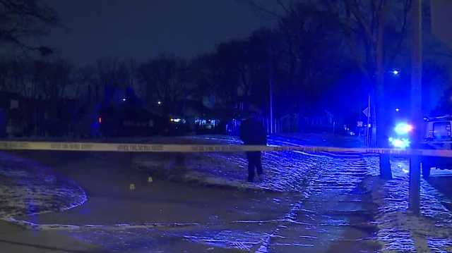 Milwaukee teen, 15, shot and killed - Vimarsana News