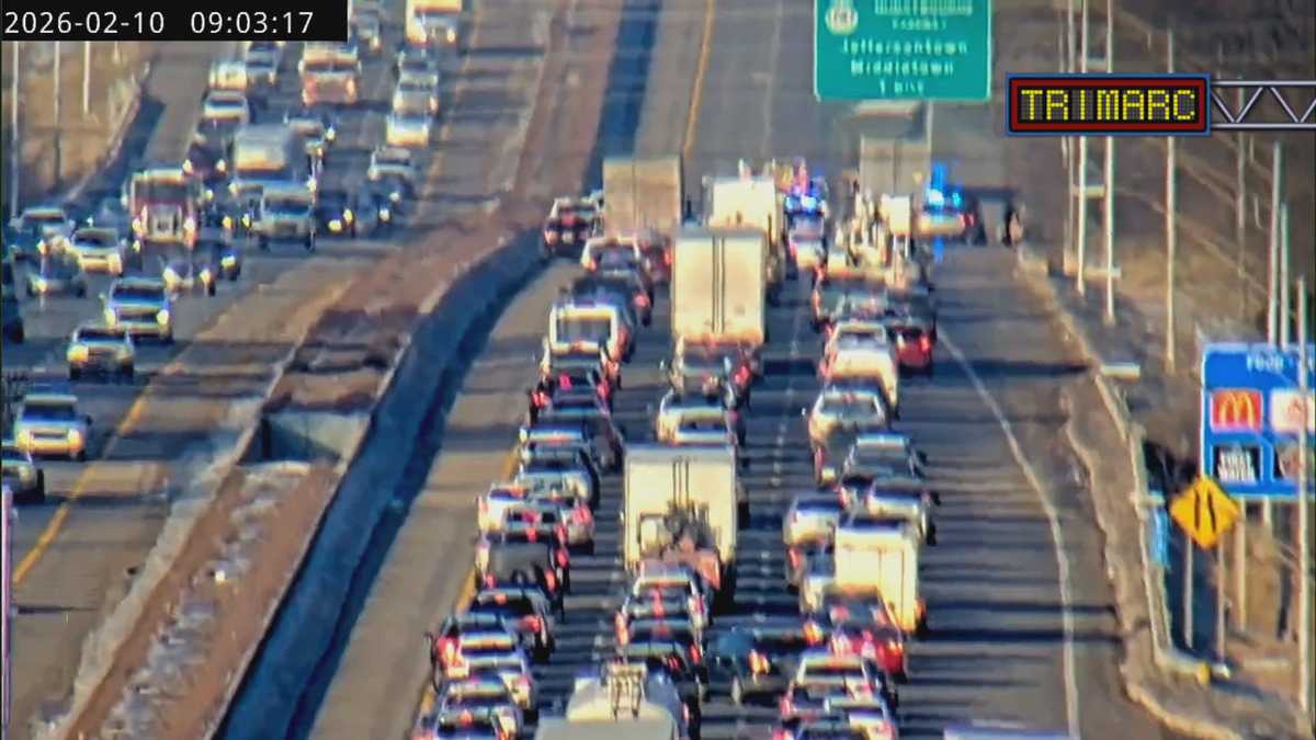 Traffic Alert:  a crash is blocking lanes on I-64 West near Blankenbaker