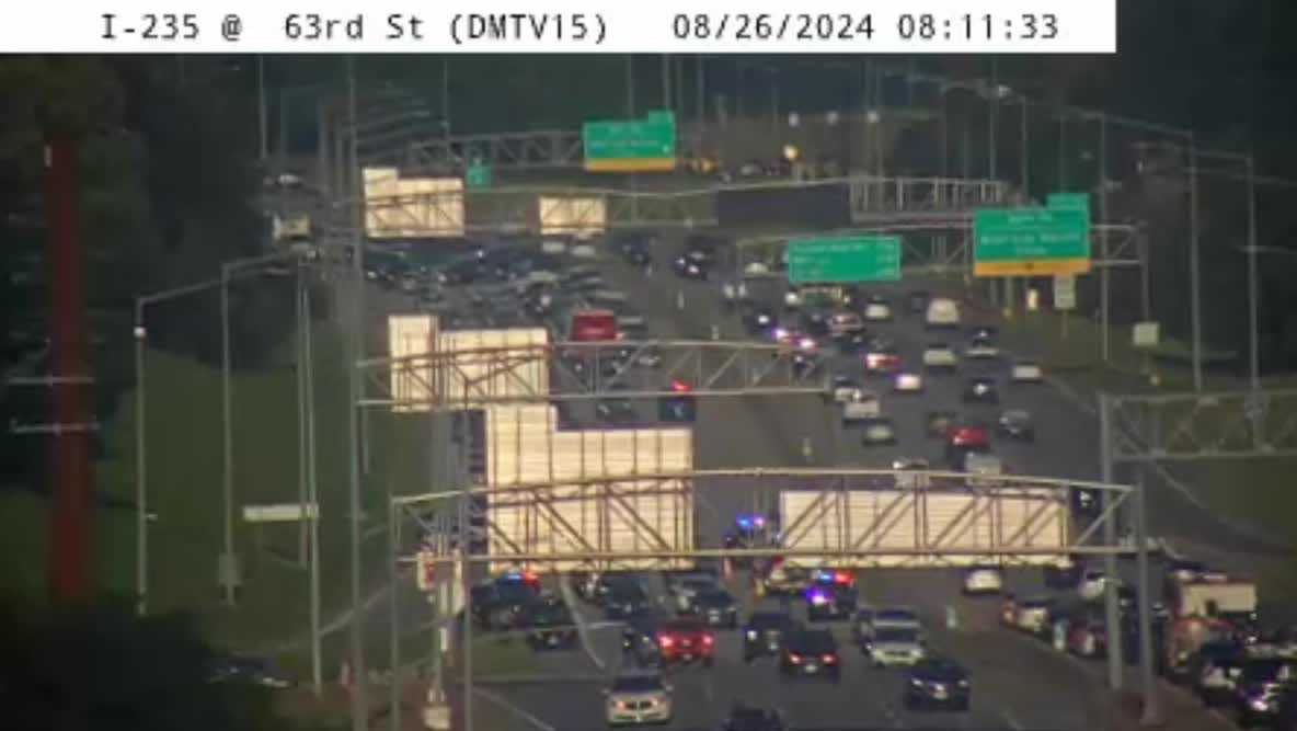 Des Moines traffic: I-235 lanes reopened after crash during morning commute
