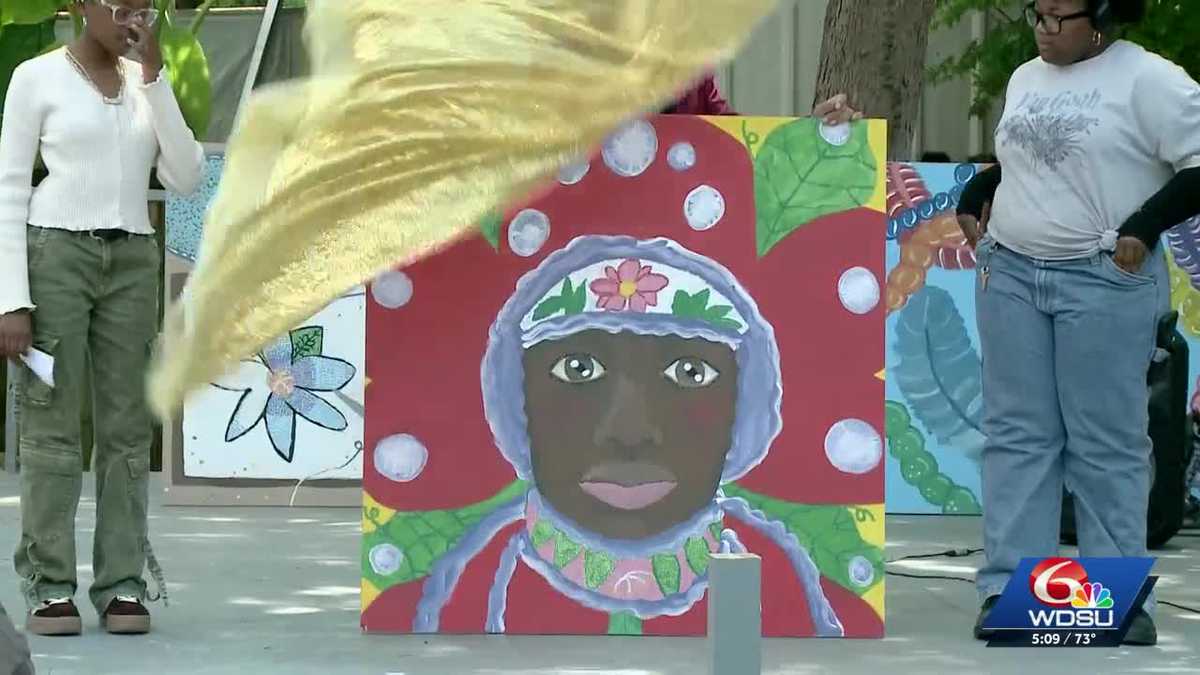 "The way they view the culture is beautiful": Students unveil Mardi Gras Indian-inspired art panels