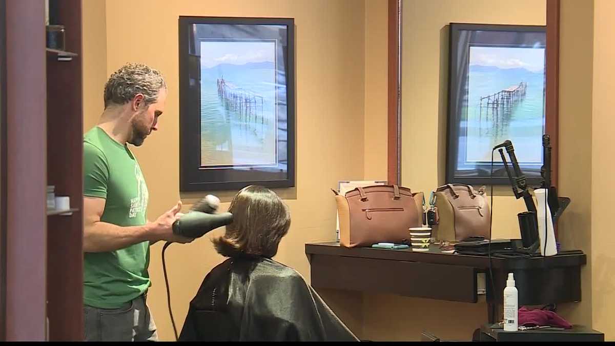 Some area hair salons closing for a few weeks