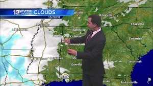 Clouds increasing to begin the work week
