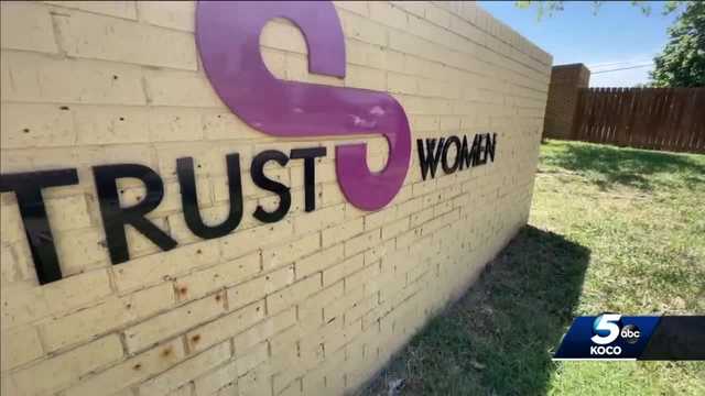 Oklahoma women drive out of state to help find abortion resources - Vimarsana News