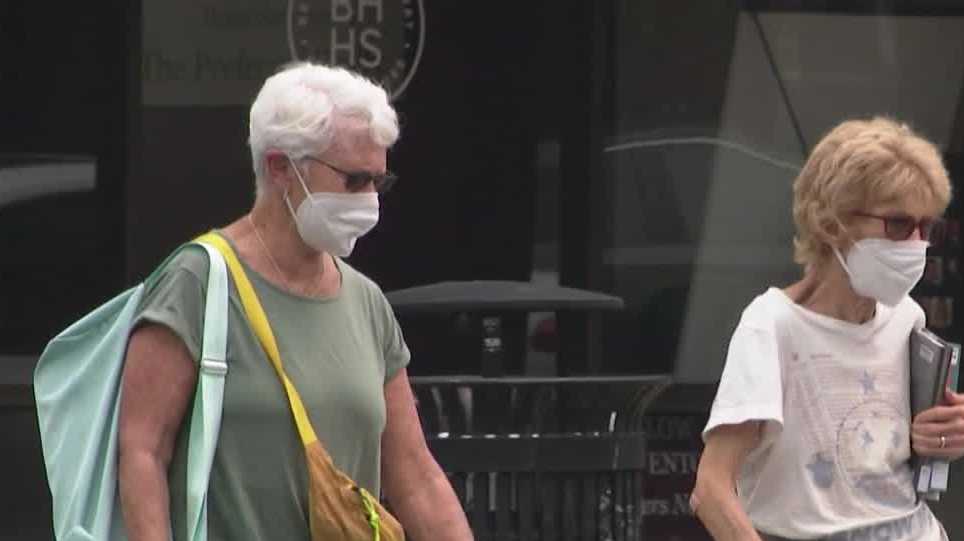 Residents urged to stay indoors amid poor air quality and heat