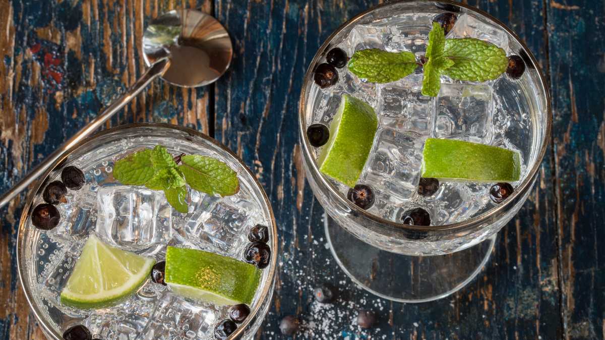Gin and tonic drinkers are more likely to be psychopaths, study says