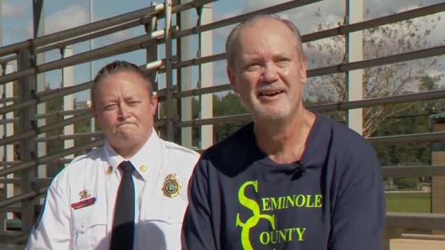 Off-duty Florida battalion fire chief resuscitates man at softball game - Vimarsana News