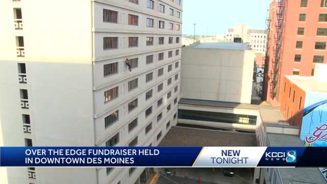 Athletes scale 17-story Des Moines apartment for fundraiser raising thousands - Vimarsana News