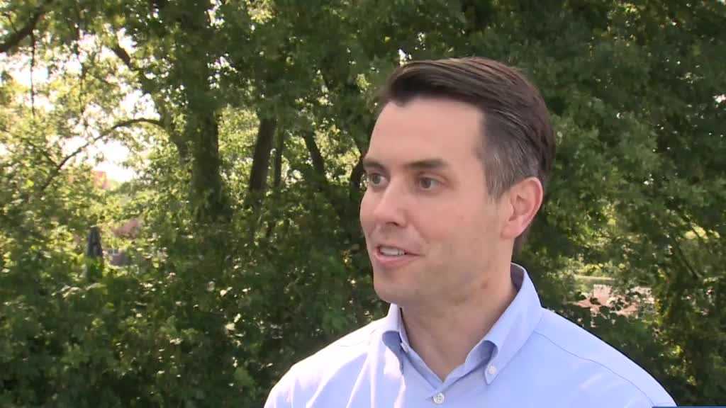 Kentucky lawmakers divided on legal challenge over Gov. Beshear's