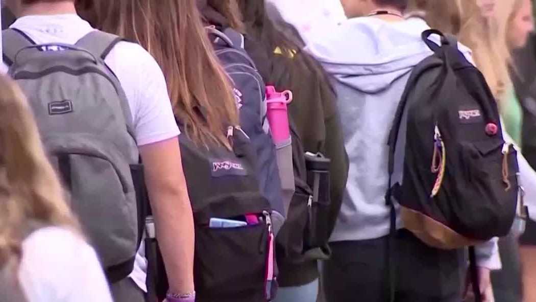 Palm Beach County teachers union urges superintendent to reconsider salary increase