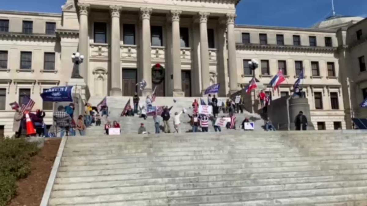 Peaceful 'Stop the Steal' rally held outside Mississippi Capitol