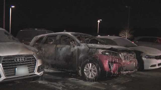 4 cars catch fire in the parking lot in parking lot in Dover - Vimarsana News