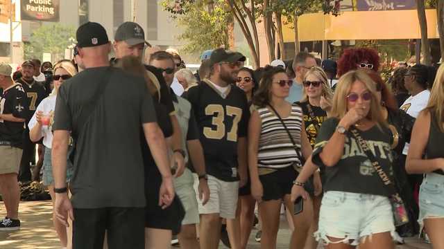 New Orleans Saints fans celebrate first game of season - Vimarsana News