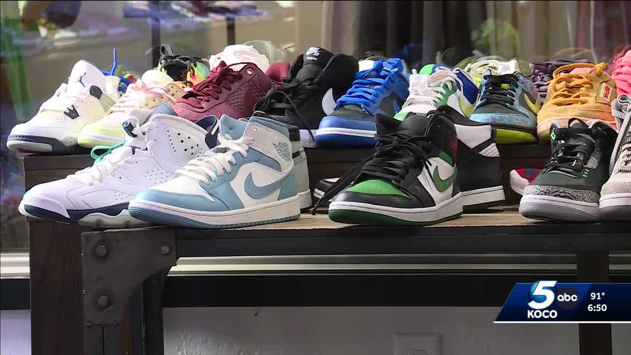 Retail Flight Club Sneaker Resell Air Jordan Retro Flight Club Sell  Sneakers NBA Finals Highlights