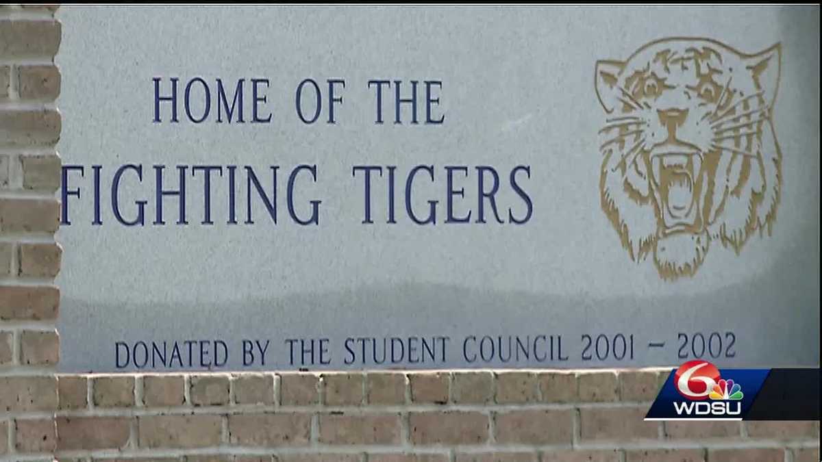Hahnville High School hit with football recruiting sanctions