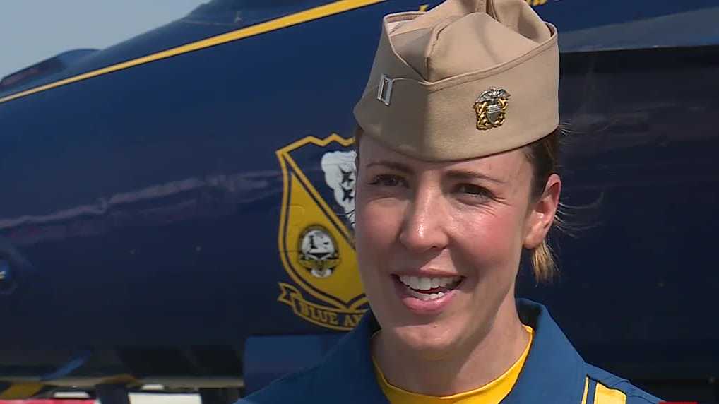 Meet the first female fighter pilot on Blue Angels Demonstration Team 