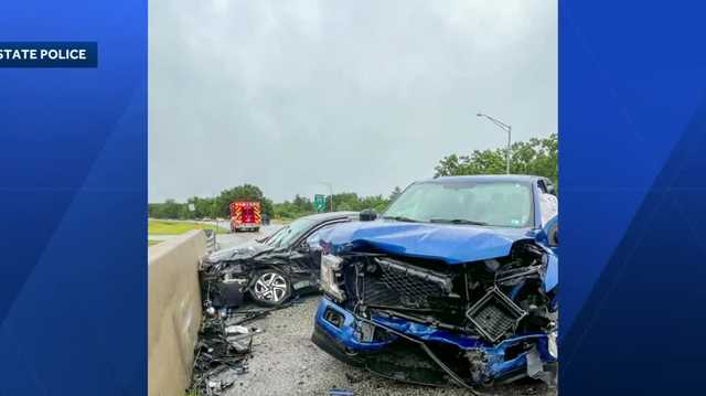 3 people taken to the hospital after head-on crash on I-293 in Hooksett