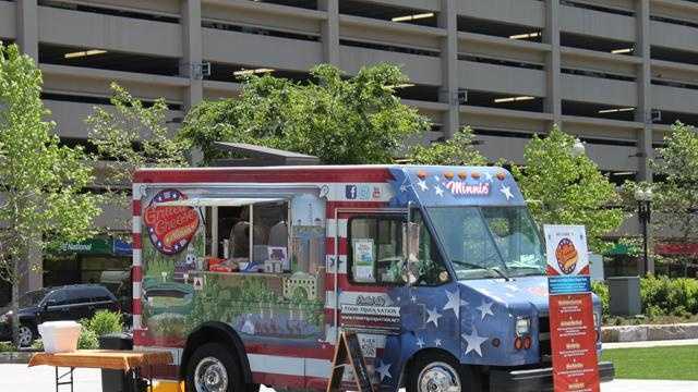 Food fight building in Boston over food trucks