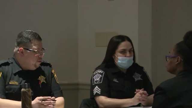 Some offered jobs on the spot at Milwaukee County Sheriff's Office hiring fair - Vimarsana News