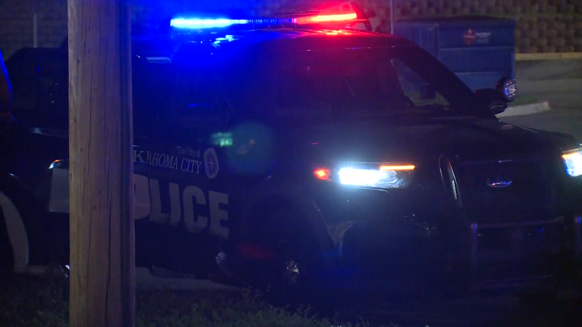Suspect search underway after chase involving stolen van ends in southeast OKC