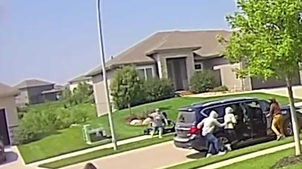 Douglas County Sheriff's Office arrests two after investigation, linking crime gang to Texas