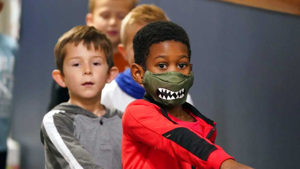 Kids to be required to wear masks in Boston schools this fall