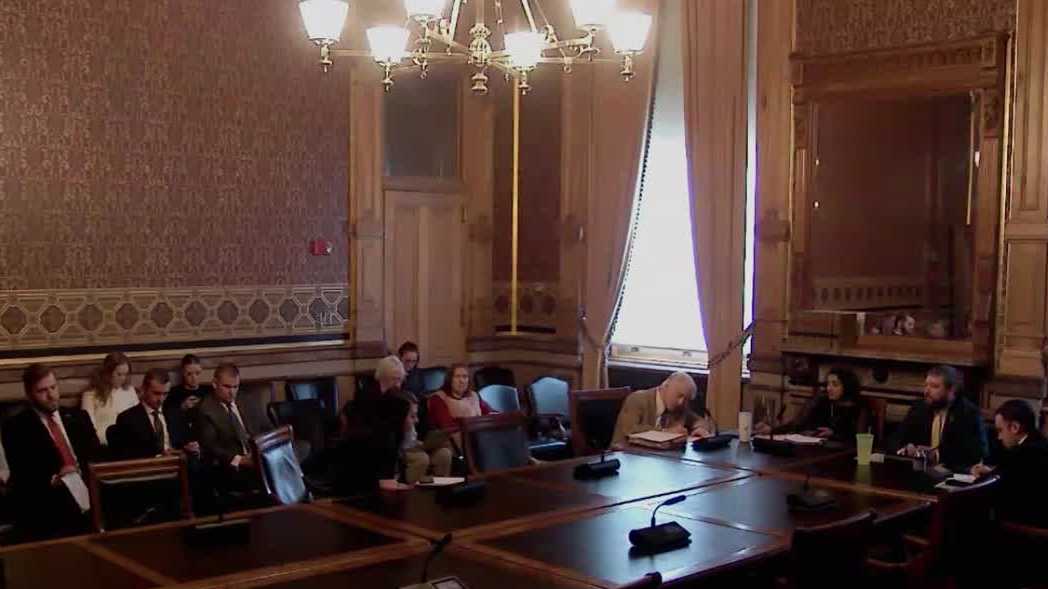 Iowa bill to limit liability for greenhouse gas emitters advances