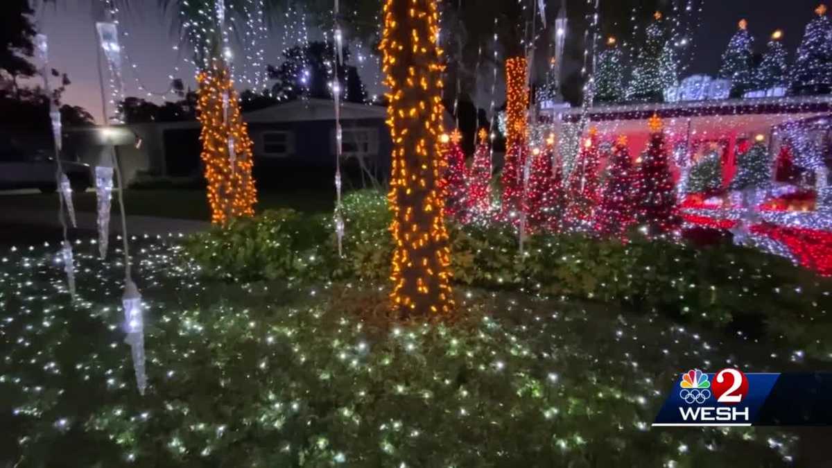 Christmas light display at Orlando home memorializes COVID19 victims