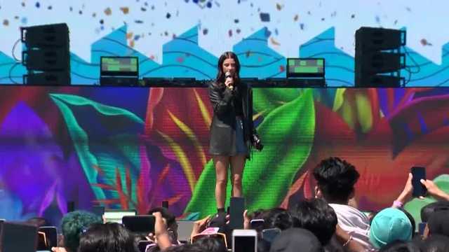 The Chainsmokers, Charli D'Amelio at concert for Stockton students - Vimarsana News