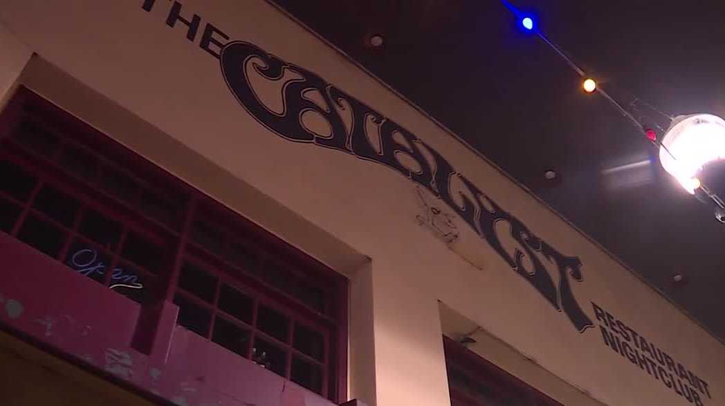 Santa Cruz locals gather 3,000 signatures to try and save Catalyst ...