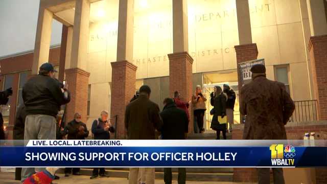 We Back Blue hosts vigil for support for Officer Holley, family - Vimarsana News