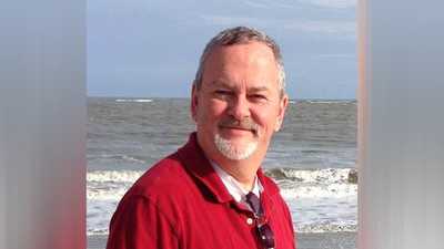 'The definition of a public servant': Former South Carolina 911 director dies in lawnmower accidentwjcl