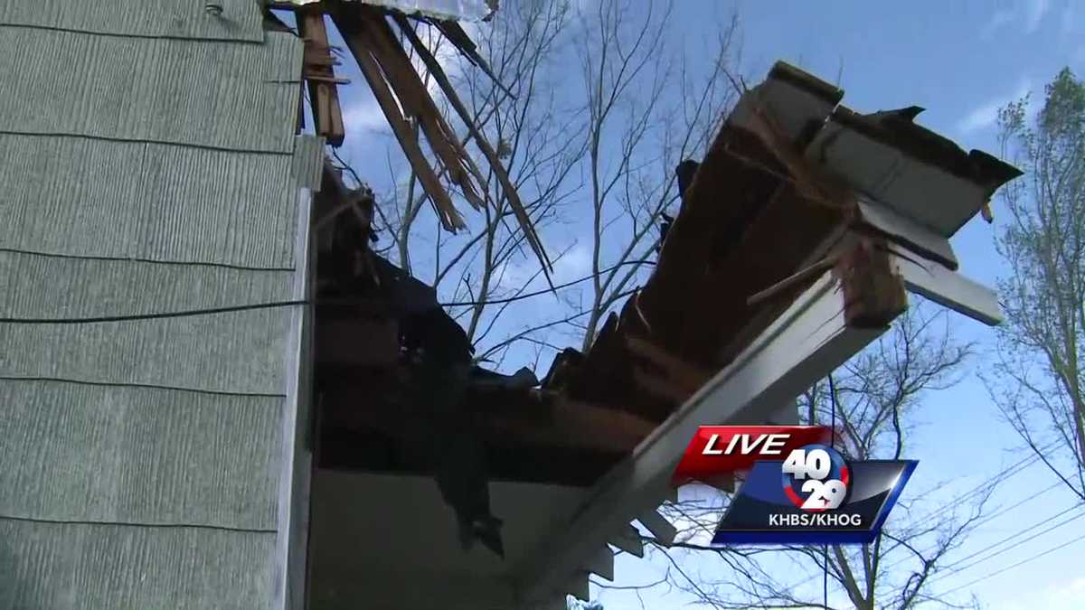 Neighbors pitch in to help tornado victims in Mountainburg