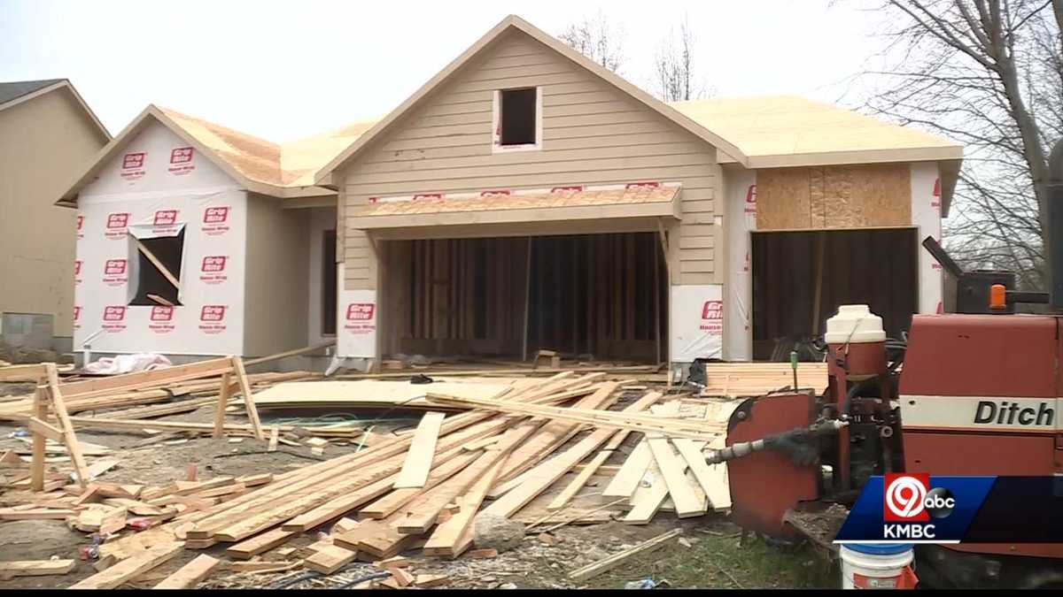 Housing, lumber prices soar because of COVID19 pandemic