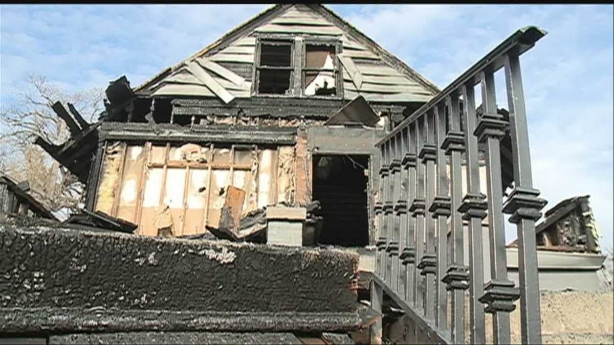 Neighbor saves man from house fire