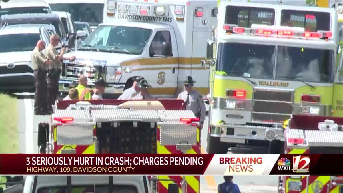 Davidson County headon crash leaves 3 people seriously hurt