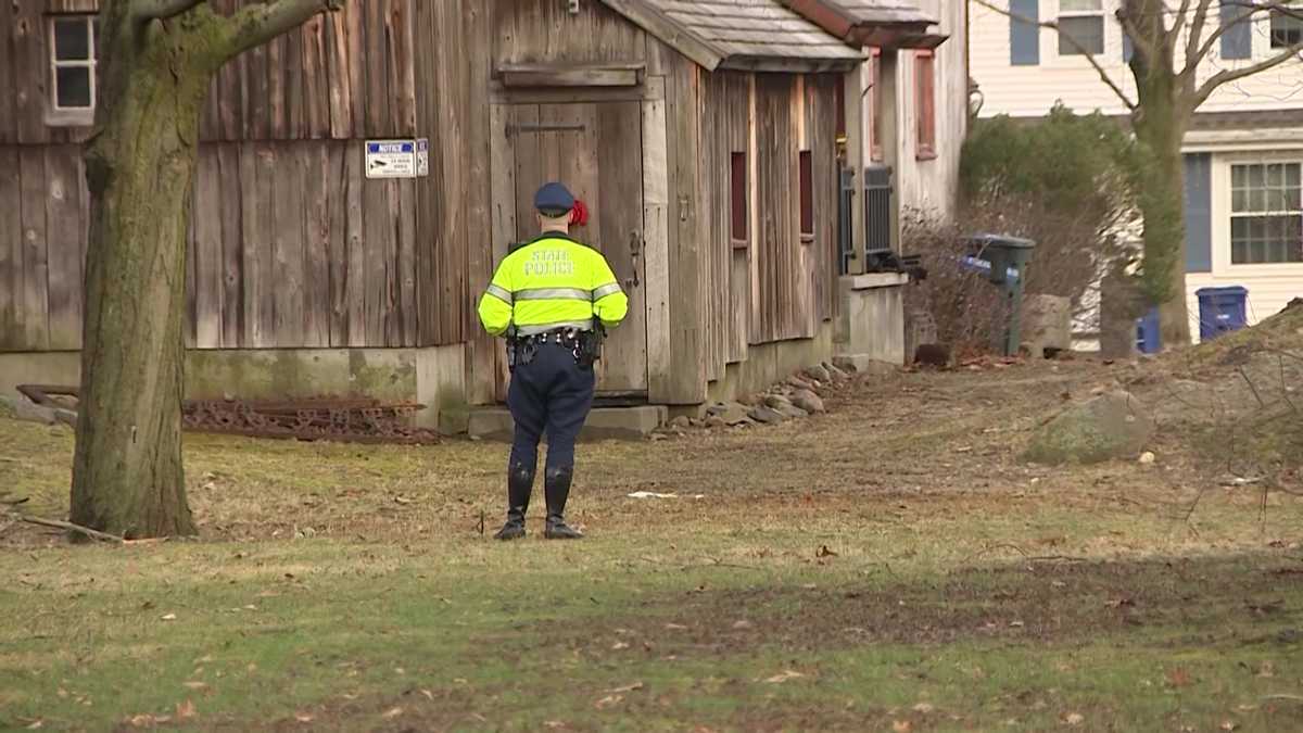 Braintree neighborhood on alert after CVS pharmacy robbery