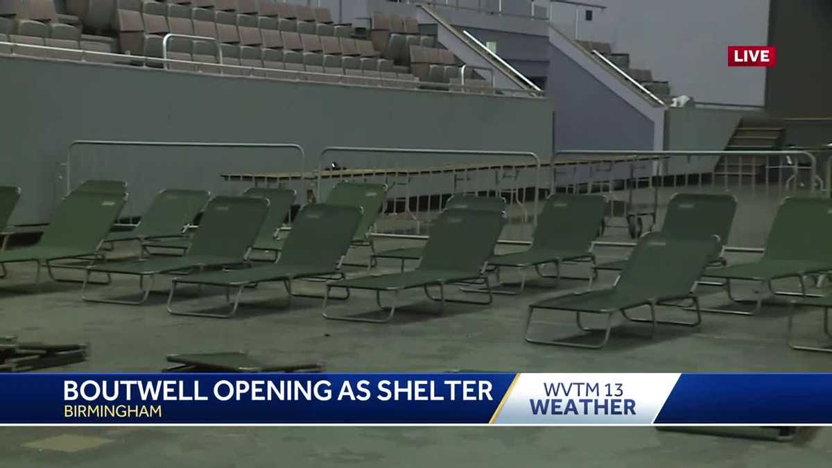 Boutwell Auditorium opens ahead of bitter cold night
